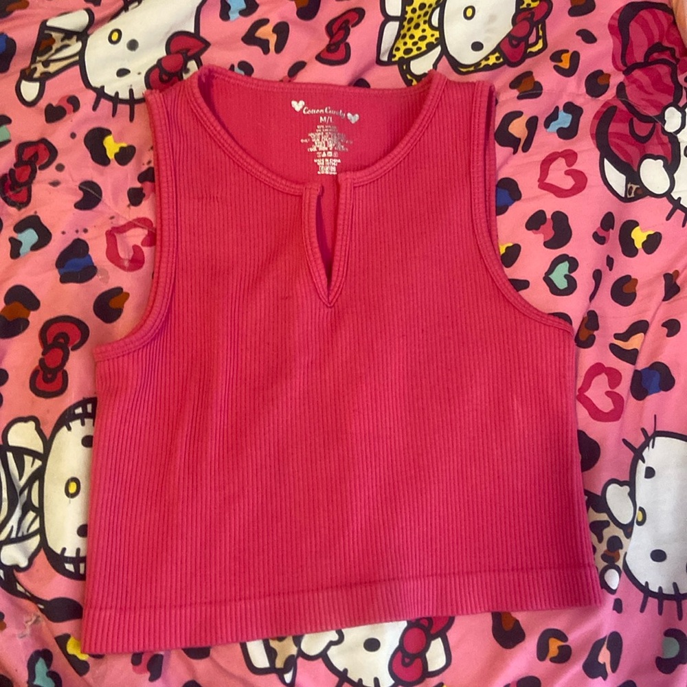 Top hot pink low